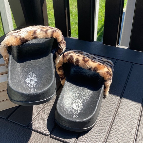 Charles Albert Faux Fur Slide Leopard Size 8 - Picture 5 of 7
